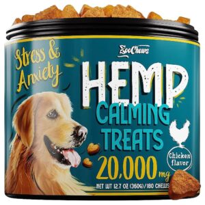 Calming Chews for Dogs with Chicken Flavor and Natural Stress Relief