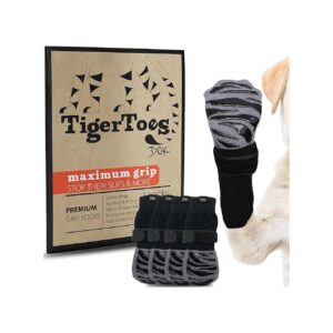 Comfortable and Supportive Paw Socks for Senior Large Dogs Gripping Hardwood Floors