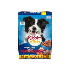 Crunchy Kibbles and Meaty Bits for Adult Dogs with Bacon and Steak Flavor