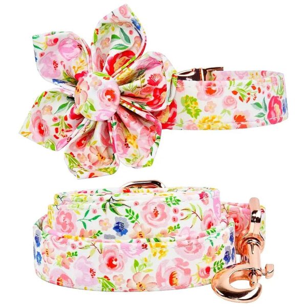 Customizable Flower Dog Collar with Adjustable Closure and Detachable Pet Accessory