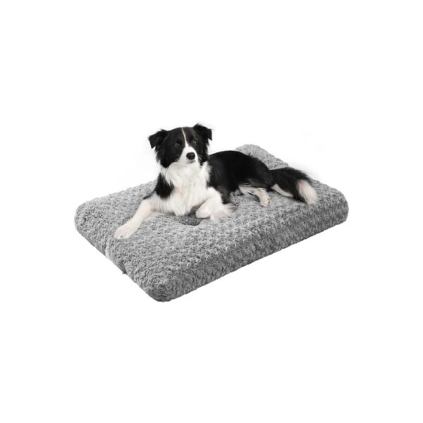 Experience the Ultimate in Comfort for Your Large Dog with Plush Dog Crate Bed