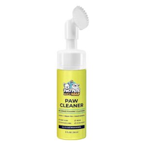 Gentle Dog Paw Cleanser with Organic Extracts for Safe and Effective Cleaning