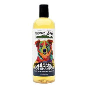 Natural and Organic Dog Shampoo for Sensitive Skin with Coconut Oil and Aloe Vera