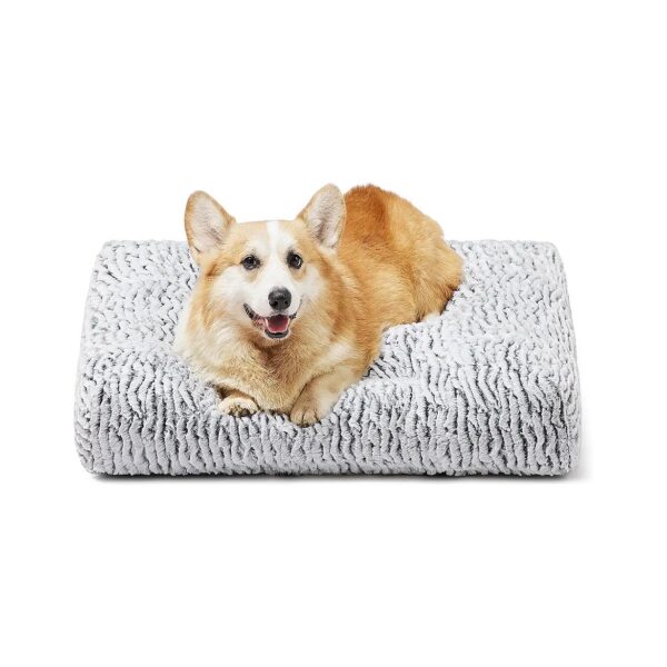 Plush Polyester Dog Bed for Medium Size Dogs, Soft and Comfortable Kennel Bed