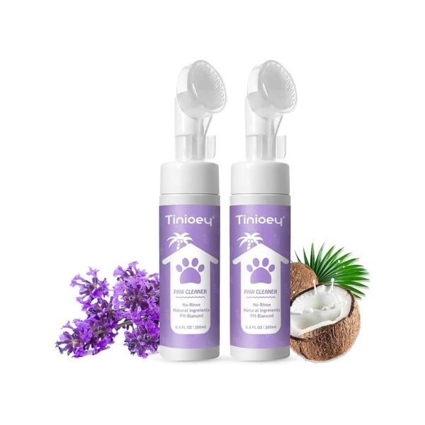 Portable and Convenient No-Rinse Foam Paw Cleaner for Dogs and Cats