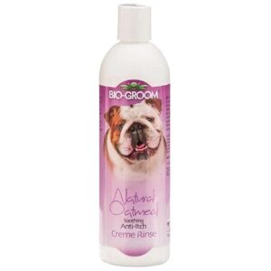 Relieve Itchy Dry Skin of Dogs with Natural Oatmeal Dog Wash, pH Balanced and Soap-Free