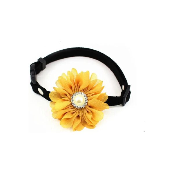 Suede Leather Daisy Flower Charm Pet Collar Necklace with Pearl and Rhinestones for Cats